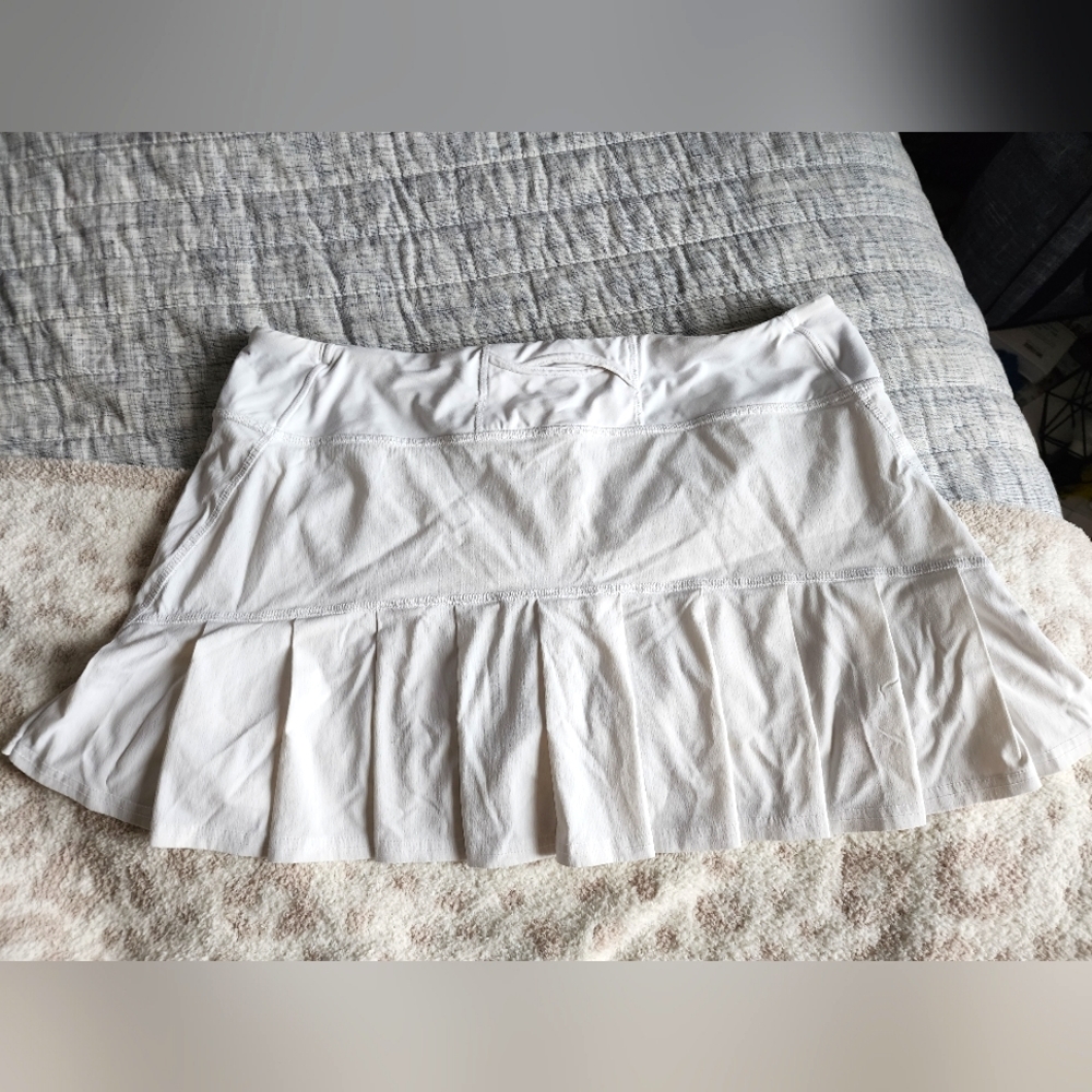 Lululemon Play Off The Pleats